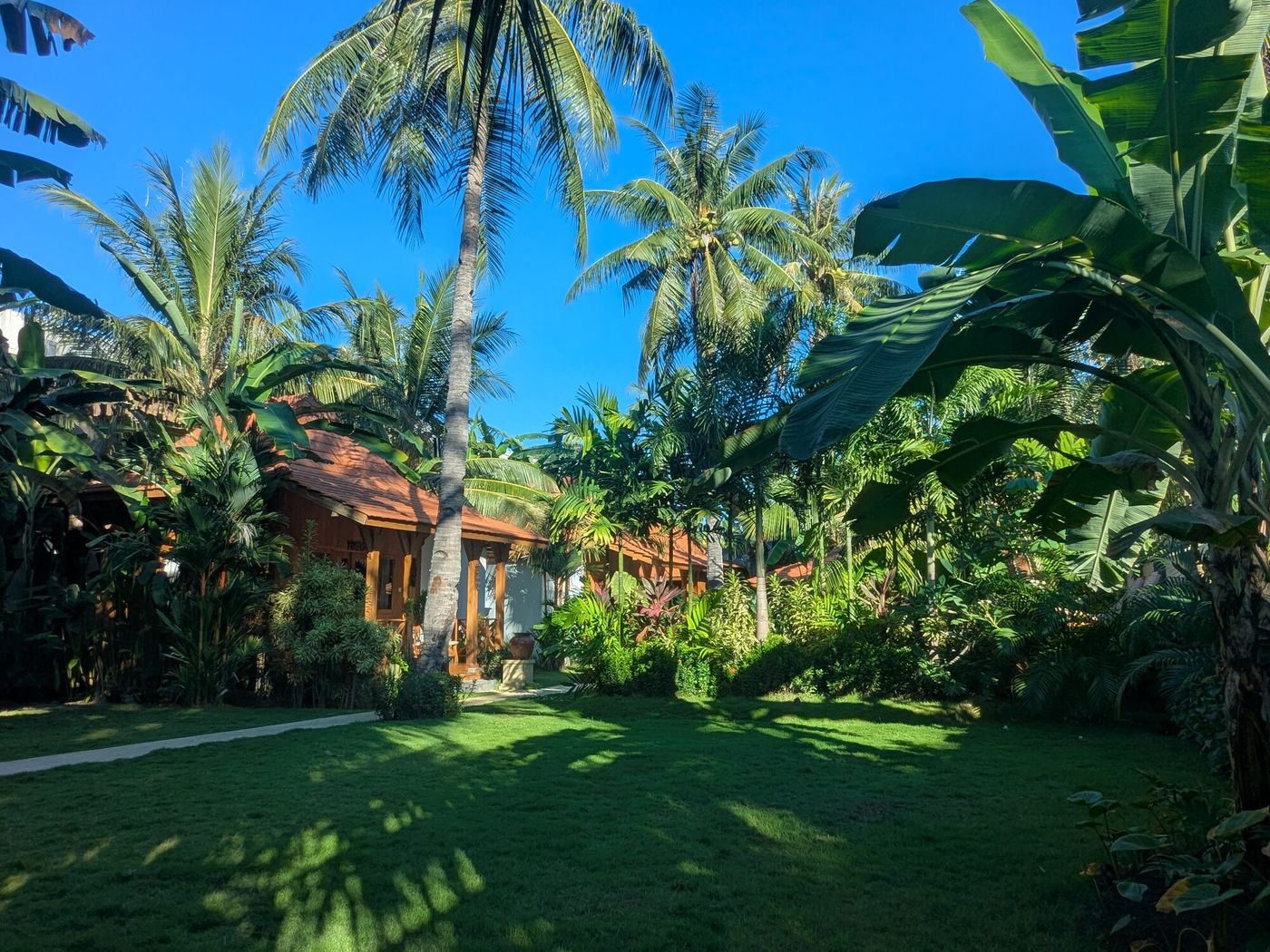 Gartenansicht Mata Villas